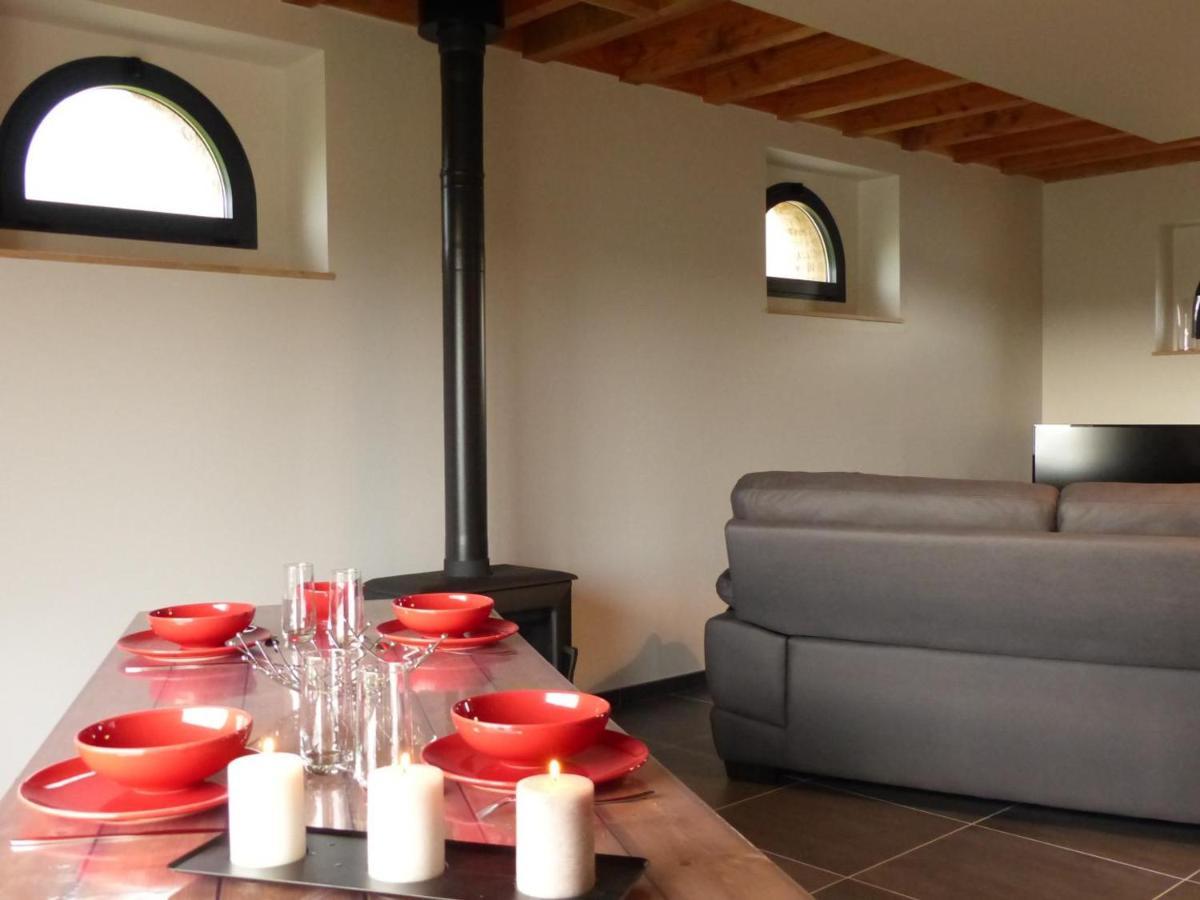 Gite Renove Avec Terrasse, Poele A Bois Et Wifi A Chapeau - Fr-1-489-79 Exterior photo