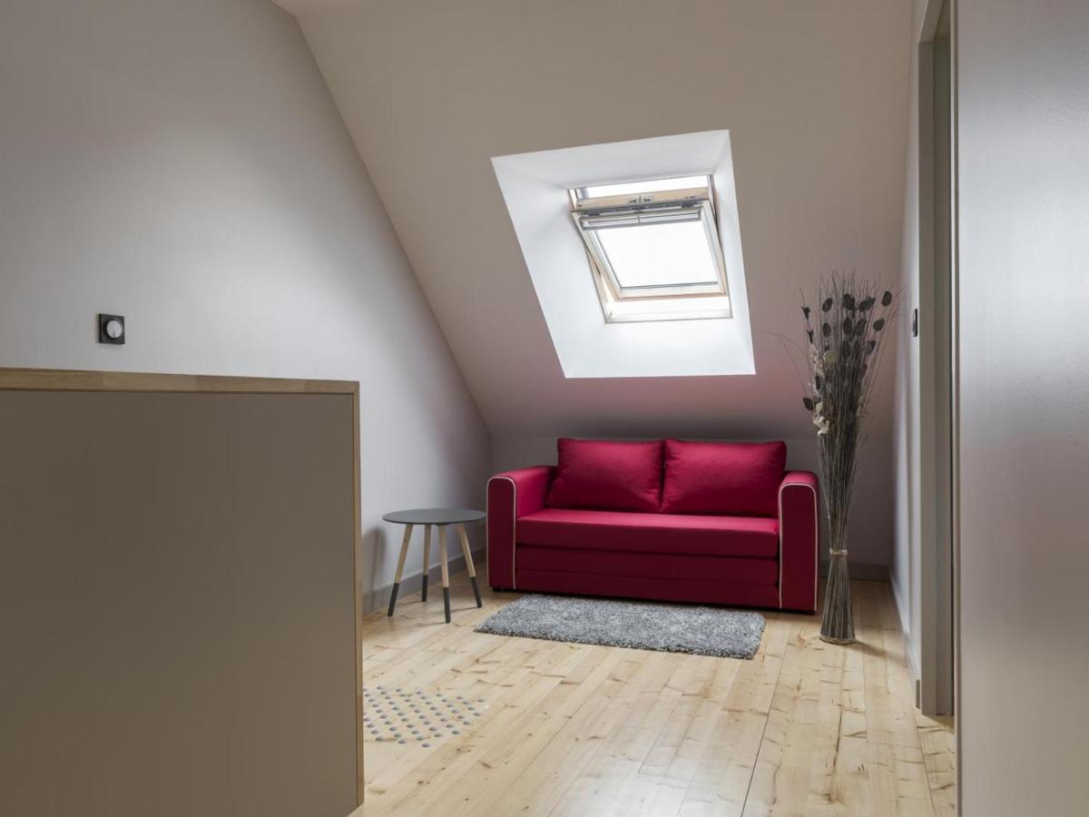Gite Renove Avec Terrasse, Poele A Bois Et Wifi A Chapeau - Fr-1-489-79 Exterior photo